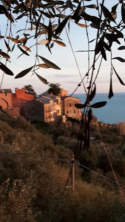 Corner Of Paradise Near Cinque Terre Framura Italie